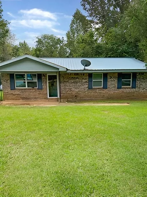662 Manoy Dr, Jacksons Gap, AL 36861