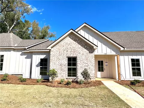 1653 Academy Dr #1505, Auburn, AL 36830
