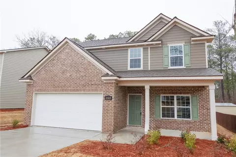 2705 Carriage House Ln, Opelika, AL 36801