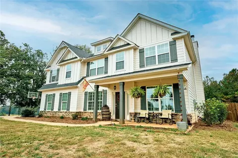 2097 Andrews Rd, Opelika, AL 36801