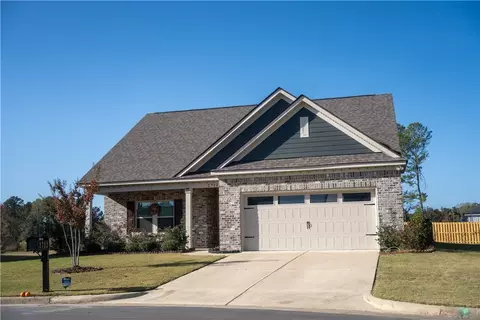 2712 Golf Mill Ct, Auburn, AL 36832