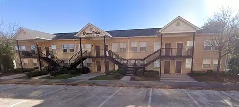 375 Genelda Ave #10, Auburn, AL 36832