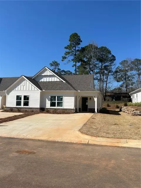 345 Morris Ave #B3, Opelika, AL 36801