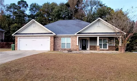 100 Cove Creek Dr, Opelika, AL 36801