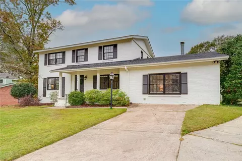 704 Green St, Auburn, AL 36830