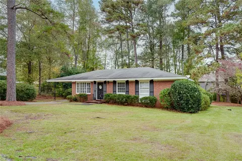 2502 Waverly Pkwy, Opelika, AL 36801