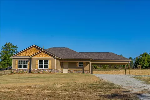 727 Lee Road 205, Salem, AL 36874