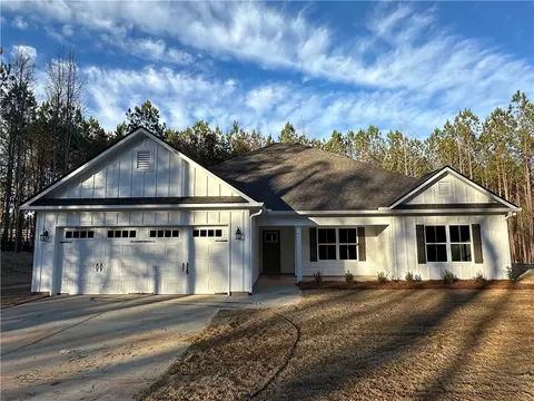 1160 Lee Road 252, Salem, AL 36874