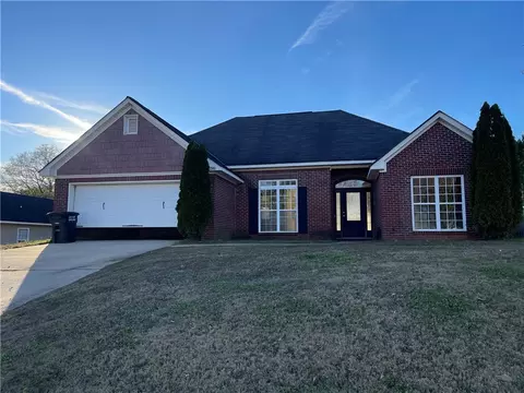 1310 Sawyer Dr, Opelika, AL 36801