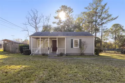 708 Shamrock St, Opelika, AL 36801