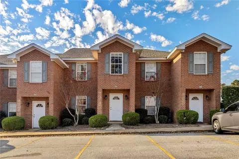 1477 N Donahue Dr #304, Auburn, AL 36830