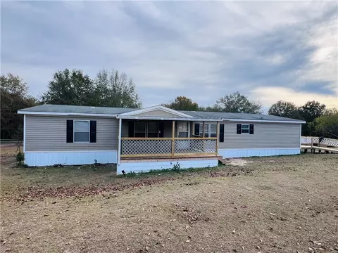 386 Lee Road 123, Salem, AL 36874