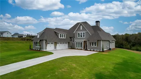 4023 Blackberry Ln, Auburn, AL 36830