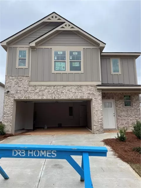 846 Lismore Dr, Opelika, AL 36804