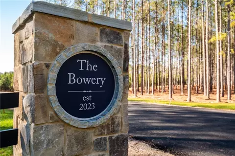2130 Mourning Dove Ln, Opelika, AL 36801