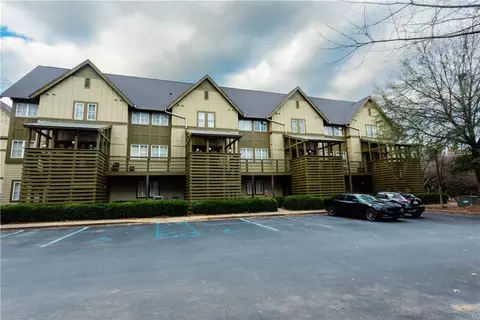 650 Dekalb St #2110, Auburn, AL 36830