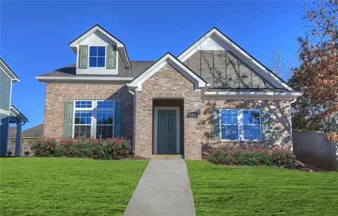 268 Solamere Ln, Auburn, AL 36832