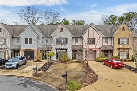 1979 Stephanie Ct, Auburn, AL 36830