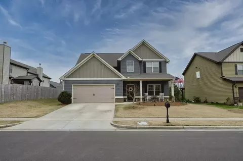 1110 Gwynnes Way, Opelika, AL 36804