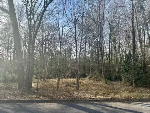344 Jockish St, Auburn, AL 36830