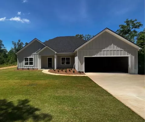 77 Lee Road 2233, Cusseta, AL 36852