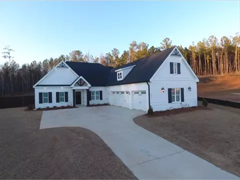 2319 Cannongate Dr, Opelika, AL 36801
