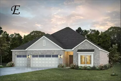 1572 Charlie Dr, Opelika, AL 36801