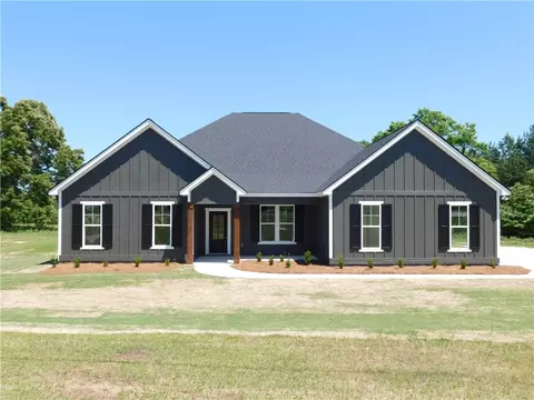 3035 Lee Road 401, Opelika, AL 36804