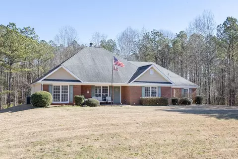 41 Lee Road 2110, Salem, AL 36874