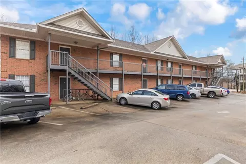 324 N Ross St #8A, Auburn, AL 36830