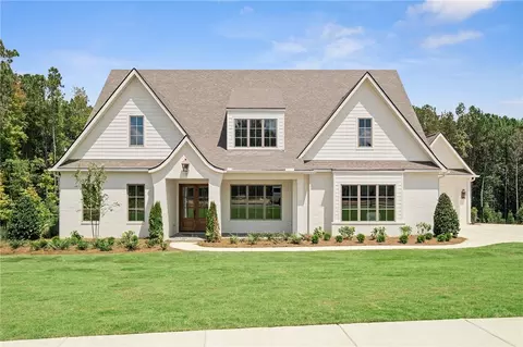 9001 Chapel Heights Dr, Opelika, AL 36804