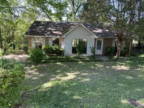 924 Pleasant Ave, Auburn, AL 36832