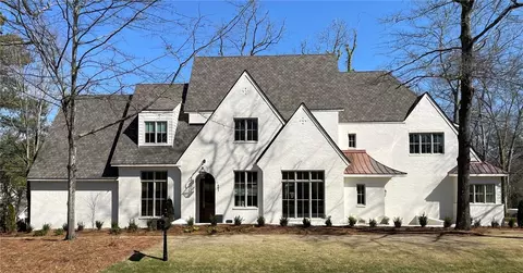 405 Moores Mill Rd, Auburn, AL 36830