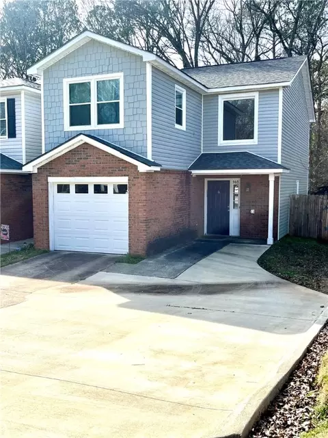 565 Heritage Ct, Auburn, AL 36830