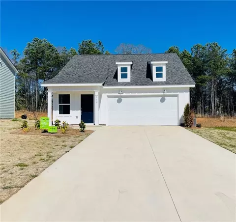 178 Gray St, Opelika, AL 36801