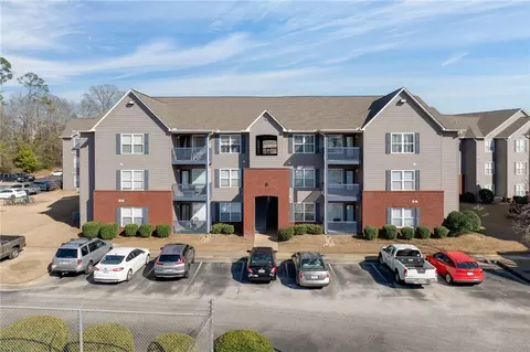 1114 S College St #6202, Auburn, AL 36832