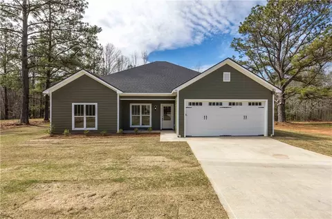 91 Lee Road 961, Valley, AL 36854
