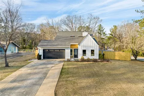 639 Tanglewood Ave, Auburn, AL 36832