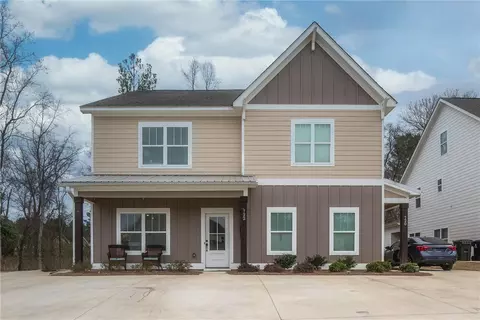 722 Northern Village Ct, Auburn, AL 36830