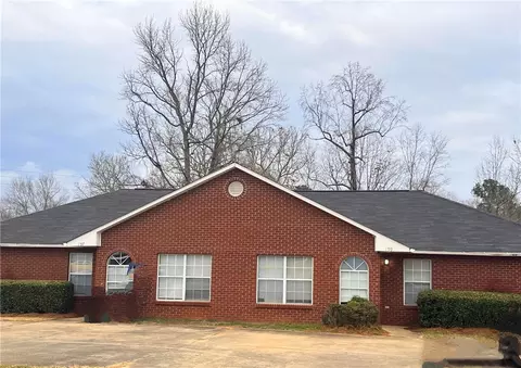 197-199 Padgett Ct, Auburn, AL 36832