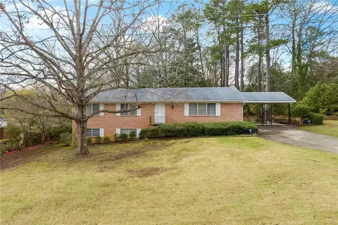 310 Denson Dr, Auburn, AL 36830