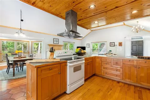 2410 Richland Rd, Auburn, AL 36832