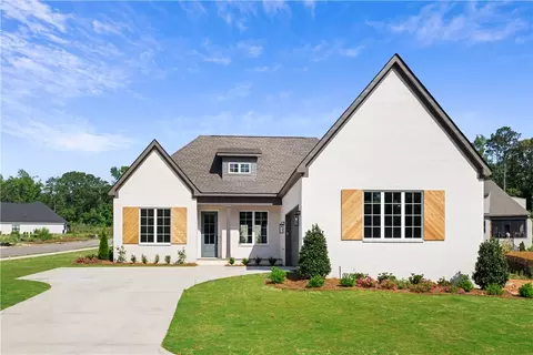 2401 Overbrook Cir, Auburn, AL 36830