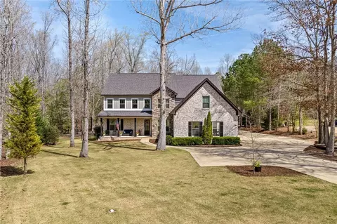 2144 Stonehaven Dr, Auburn, AL 36830