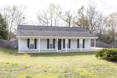 121 Lee Road 2091, Phenix City, AL 36870