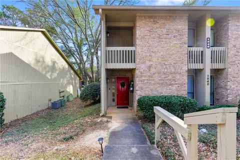 1040 Stonegate Dr #C, Auburn, AL 36832