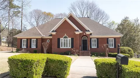 1356 Lakeshore Ln, Auburn, AL 36830