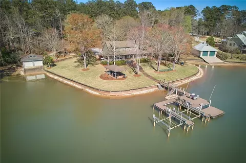 217 Hummingbird Ln, Equality, AL 36026