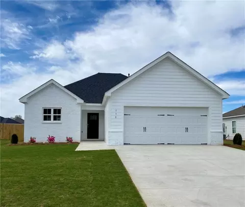 538 Bush Creek Rd, Opelika, AL 36804