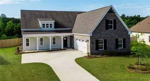 1534 Everly Dr, Opelika, AL 36801
